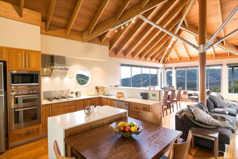 Snow Fall Lodge At Falls Creek - Hotel Gold Coast 0