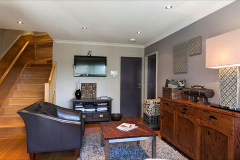 Snow Fall Lodge At Falls Creek - Hotel Gold Coast 6