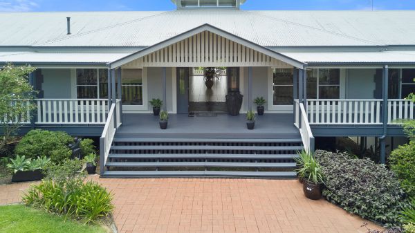 Hunchy QLD Hotel Gold Coast