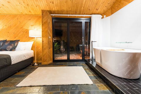 Waterfall Springs Retreat And Wildlife Sanctuary - Hotel Gold Coast 5