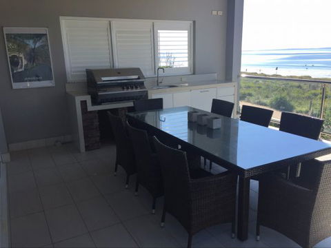 Water Front Dream - Vincentia Jervis Bay - Hotel Gold Coast 2