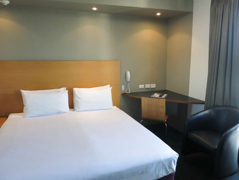 Arts Hotel Sydney - Hotel Gold Coast 1