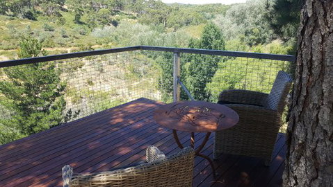 Clifftop At Hepburn - Hotel Gold Coast 3