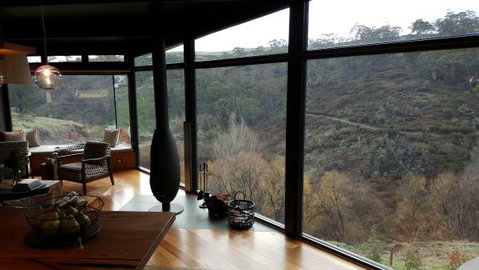 Clifftop At Hepburn - Hotel Gold Coast 7