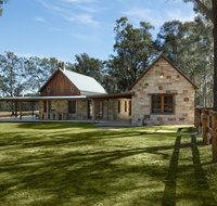 Enzo Cottage - Craftsmen Built Luxury Cottage - Hotel Gold Coast