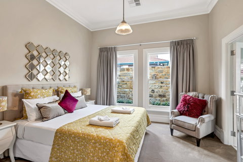 Grandview Accommodation - The Elm Tree Apartments - Hotel Gold Coast 2
