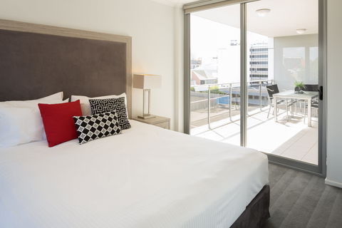 H20 Apartments - Hotel Gold Coast 1