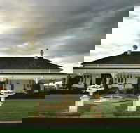 Ravensthorpe Guesthouse and Restaurant - Hotel Gold Coast