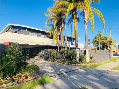 Albury Garden Court Motel - Hotel Gold Coast 0