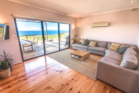 Antechamber Bay Retreats - Hotel Gold Coast 2