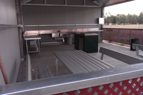 Ariah Park Camping Ground - Hotel Gold Coast 1