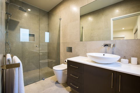 Lily’s At Hyams Jervis Bay - Hotel Gold Coast 3