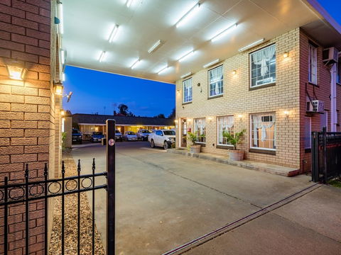 Motel Mandalay - Hotel Gold Coast 1