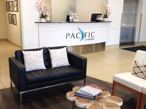 Pacific Suites Canberra - Hotel Gold Coast 3