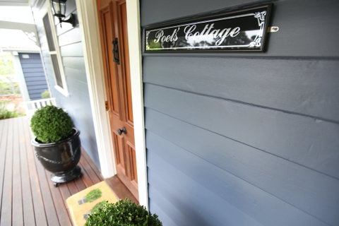 Poets Cottage - Hotel Gold Coast 1