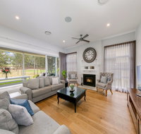 The Grey House - Hotel Gold Coast