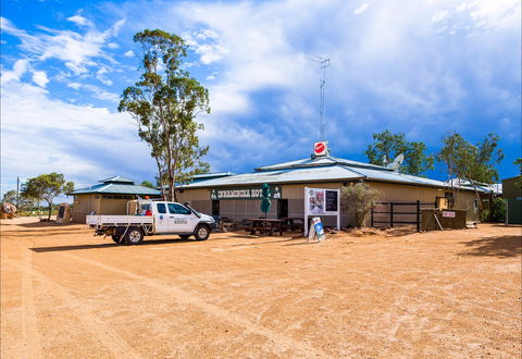 The Innamincka Hotel - Hotel Gold Coast 2
