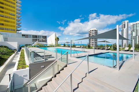 ULTIQA Air On Broadbeach - Hotel Gold Coast 1