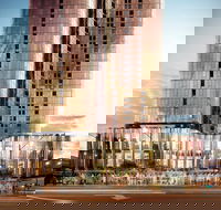 Arise Sky One - Hotel Gold Coast