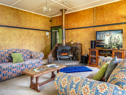 A Stanthorpe Getaway - Hotel Gold Coast 2