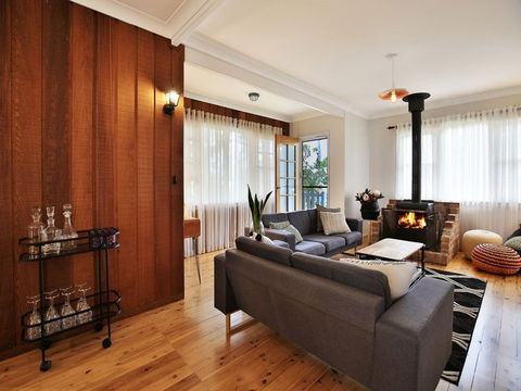 Hudson Bay At Basin View - Hotel Gold Coast 2