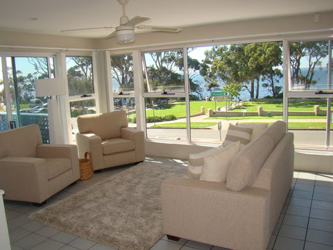 Husky Style - Hotel Gold Coast 0