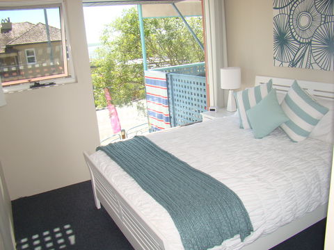 Husky Style - Hotel Gold Coast 2