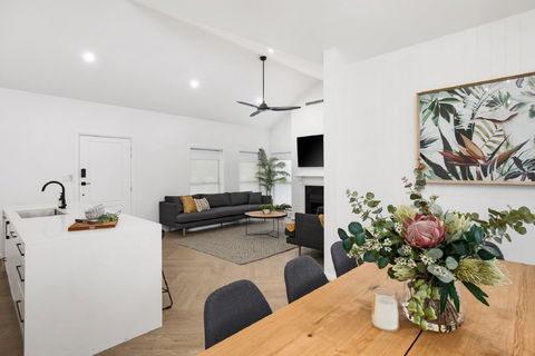 Abode Accommodations - Hotel Gold Coast 1