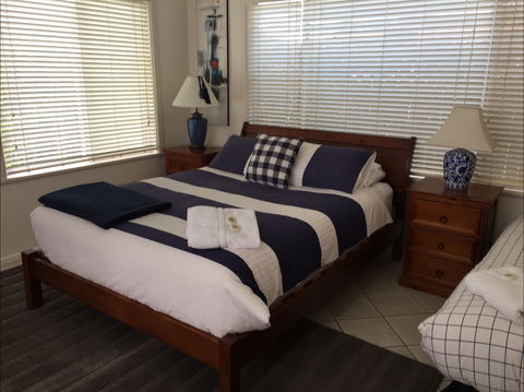 Apartments On-The-Park: 47  March - Hotel Gold Coast 0