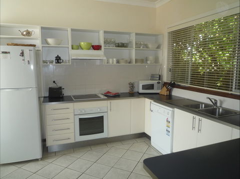 Apartments On-The-Park: 47  March - Hotel Gold Coast 2