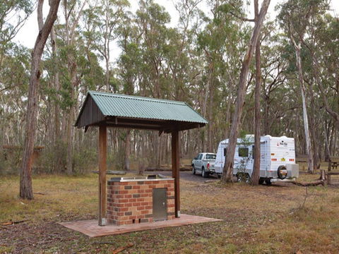 Apsley Falls Campground - Hotel Gold Coast 1