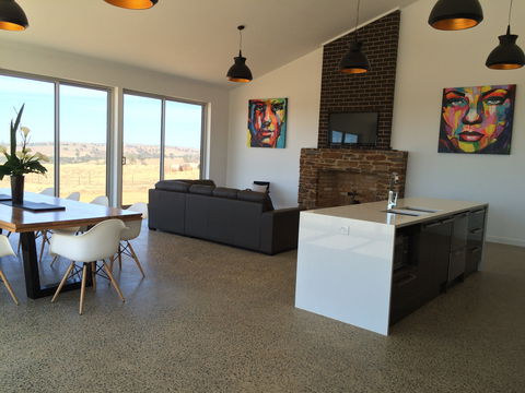 Bella Vista Farm House - Adelaide Hills - Hotel Gold Coast 1