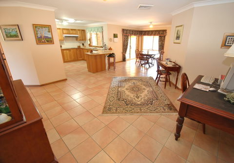 Benvenue - Hotel Gold Coast 1