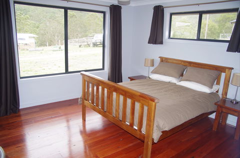 Ewetopia Farm - Hotel Gold Coast 1