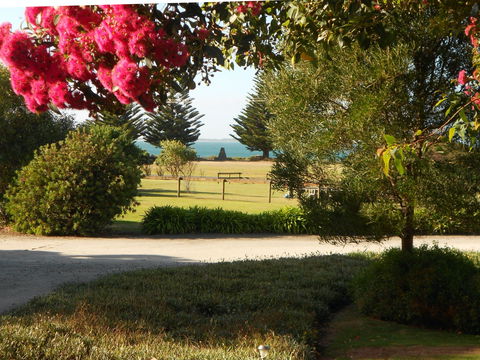 King Island Accommodation Cottages - Hotel Gold Coast 1