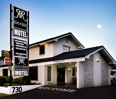 Riviera On Ruthven Motel - Hotel Gold Coast 0