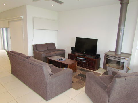 Whitebeach - Hotel Gold Coast 2