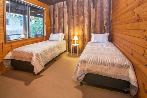 Yallingup Beach House - Hotel Gold Coast 2