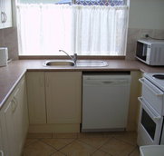 Sunseeker Holiday Units - Hotel Gold Coast