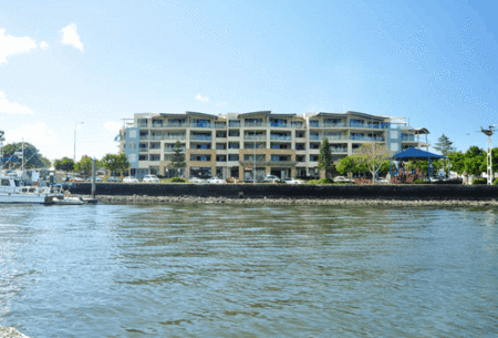 Riverside Holiday Apartments - thumb 2