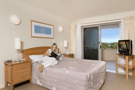 Riverside Holiday Apartments - thumb 3