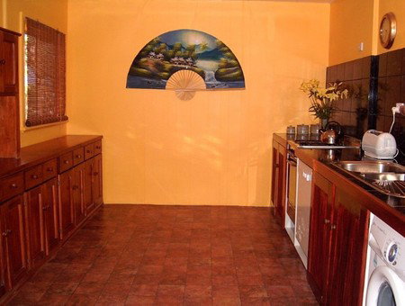 Golden Hearth Cottages - Hotel Gold Coast 2