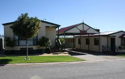 Outback Villas - Hotel Gold Coast 0