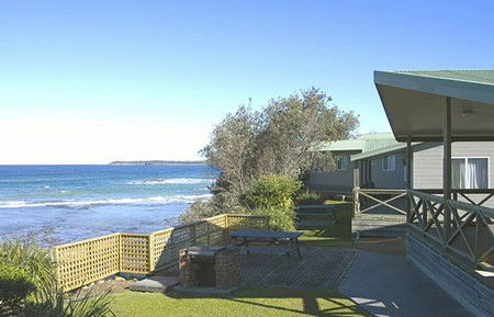 Berrara Beach Holiday Chalets - Hotel Gold Coast 0