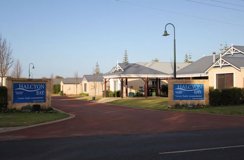 Halcyon Bay - Hotel Gold Coast 2