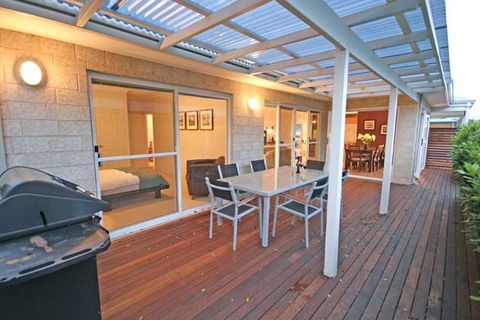 Halcyon Bay - Hotel Gold Coast 4