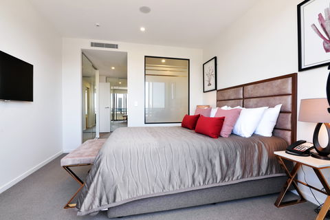 Arise Ruby Collection - Hotel Gold Coast 1