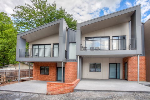 Art House Townhouses - Hotel Gold Coast 1