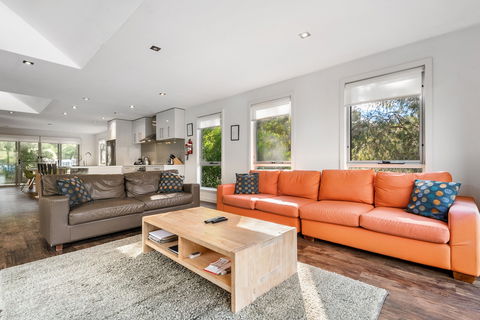 Freycinet Haven - Hotel Gold Coast 1