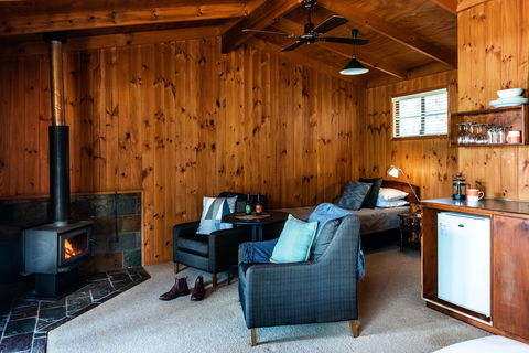 Granite Belt Retreat - Hotel Gold Coast 2